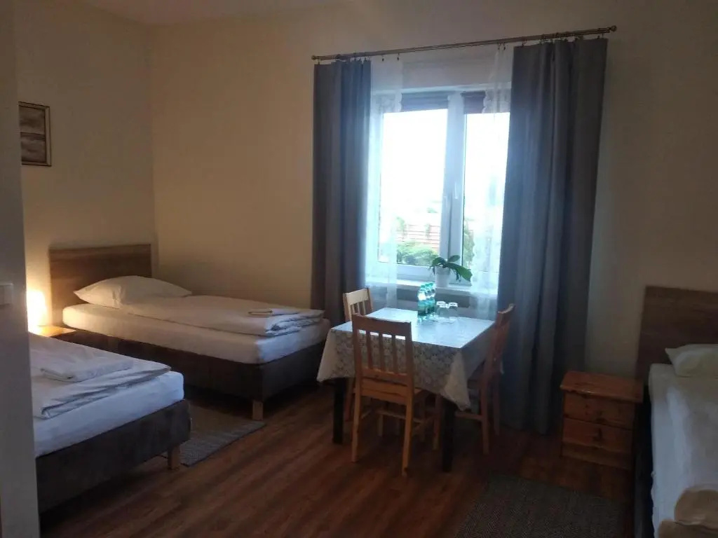 Economy room