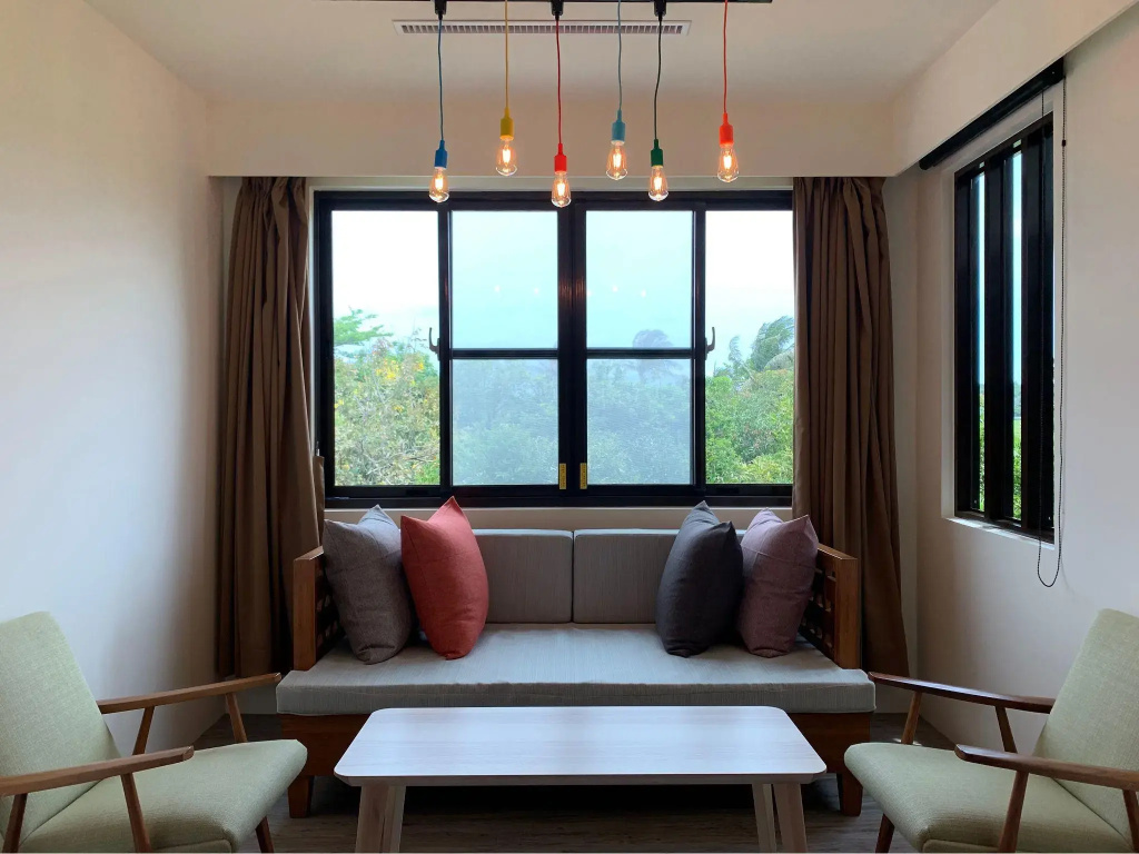 Comfort room