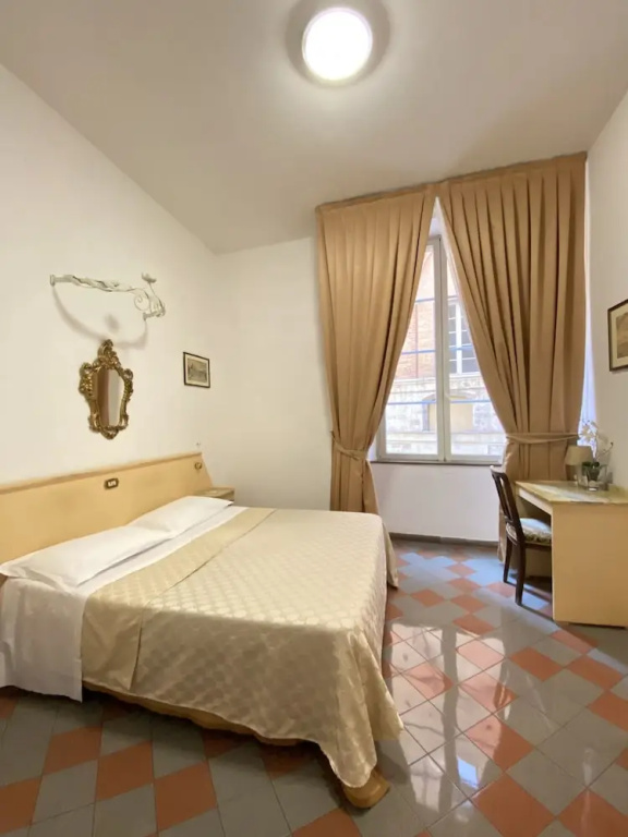 Superior Double room (full double bed)