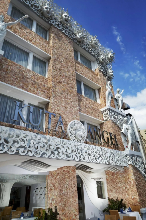 Kuta Angel Hotel Luxurious Living