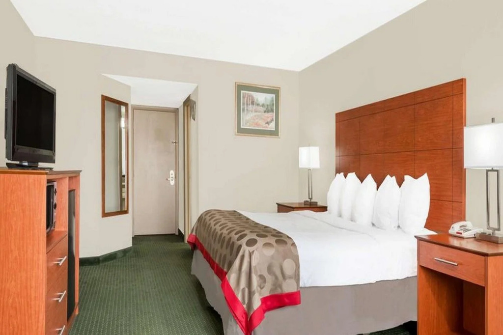 Ramada Conference Center Of Lexington — фото 4