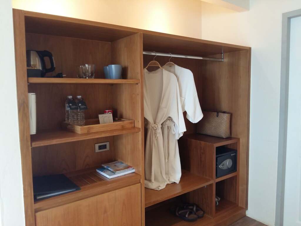 Nest Sense Resort