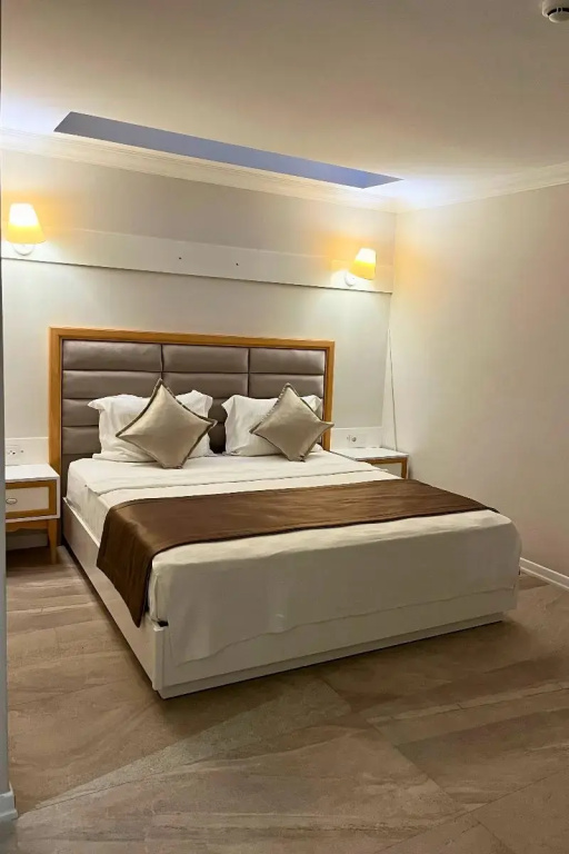 Economy room