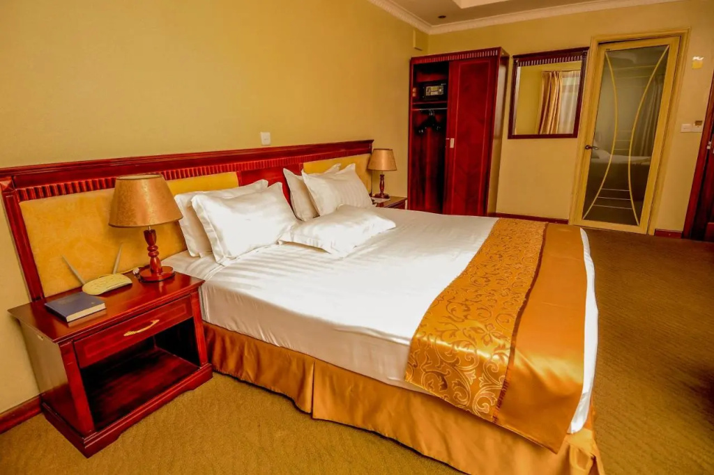 Hotel photo 12
