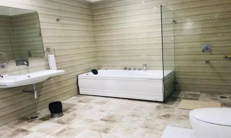Jhansi Hotel - Chambres