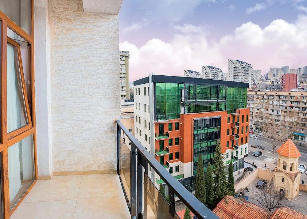 HB apartments Vazha Pshavela