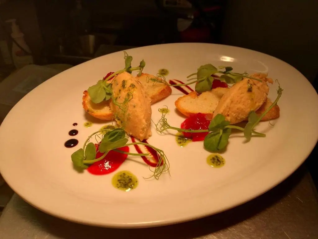 Food & Beverage