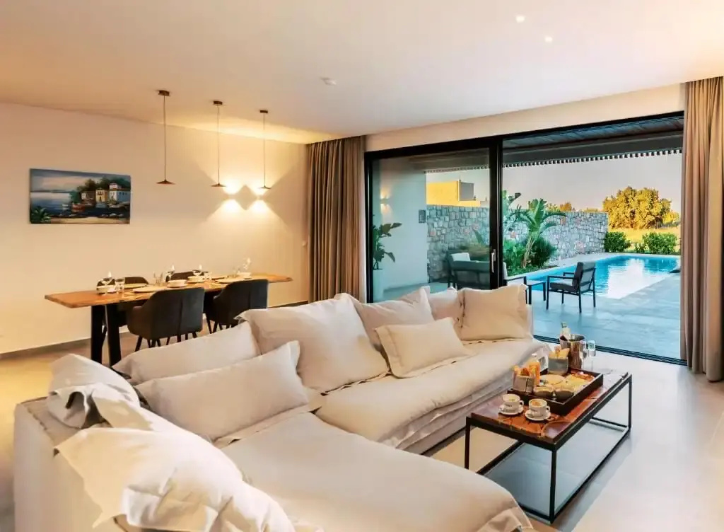 2 Bedrooms Luxury Villa