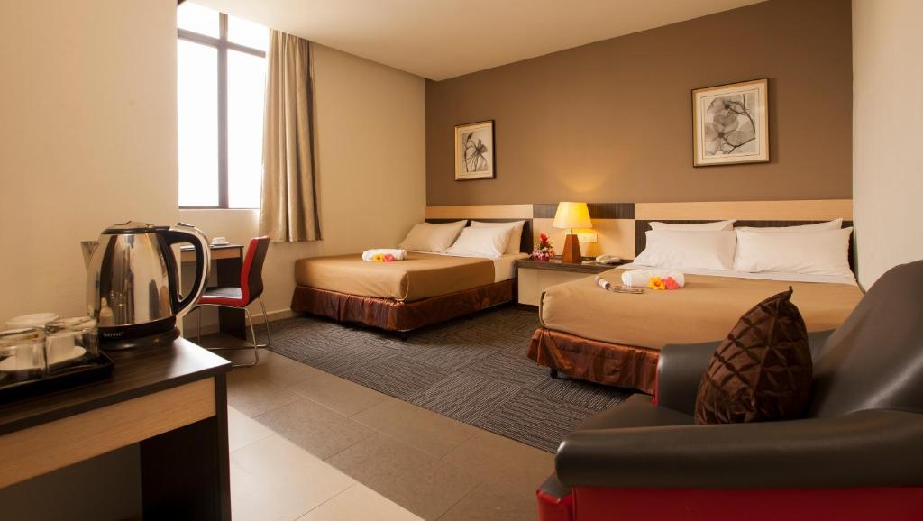 Leo Express Hotel