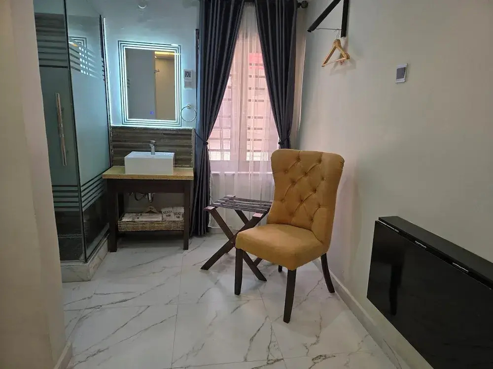 Royal room