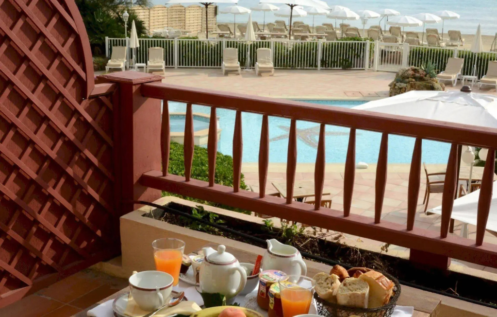 Hôtel Giraglia - Général