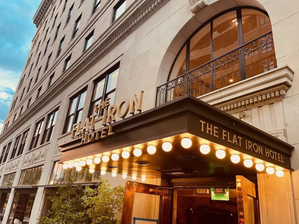 The Flat Iron Hotel — фото 2