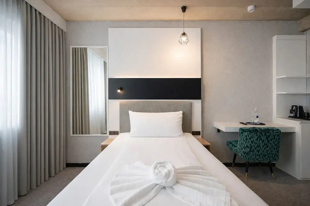 Hotel photo 13