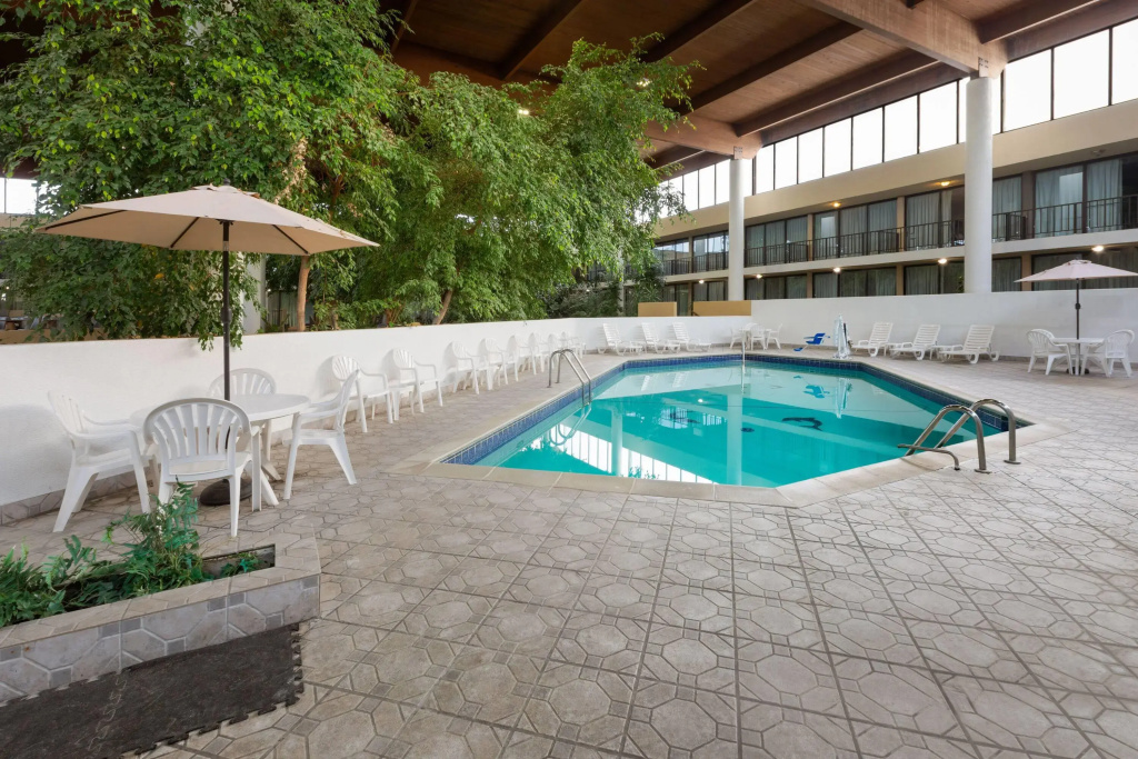 Wyndham Garden Romulus Detroit Metro Airport - Général
