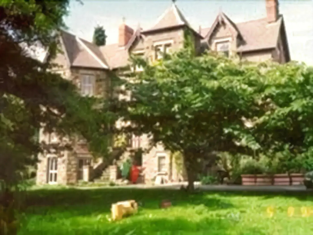 Brynhonddu Country House B&B