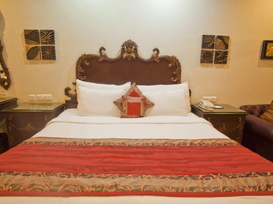 Mayfair Hideaway Spa Resort