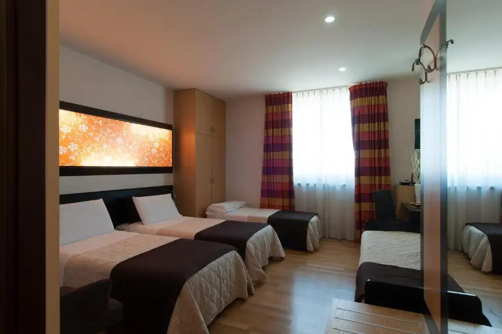 Sanlu Hotel - Chambres