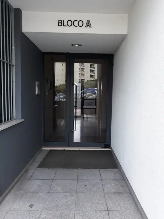 25 - Elegant apartment with Seaviews