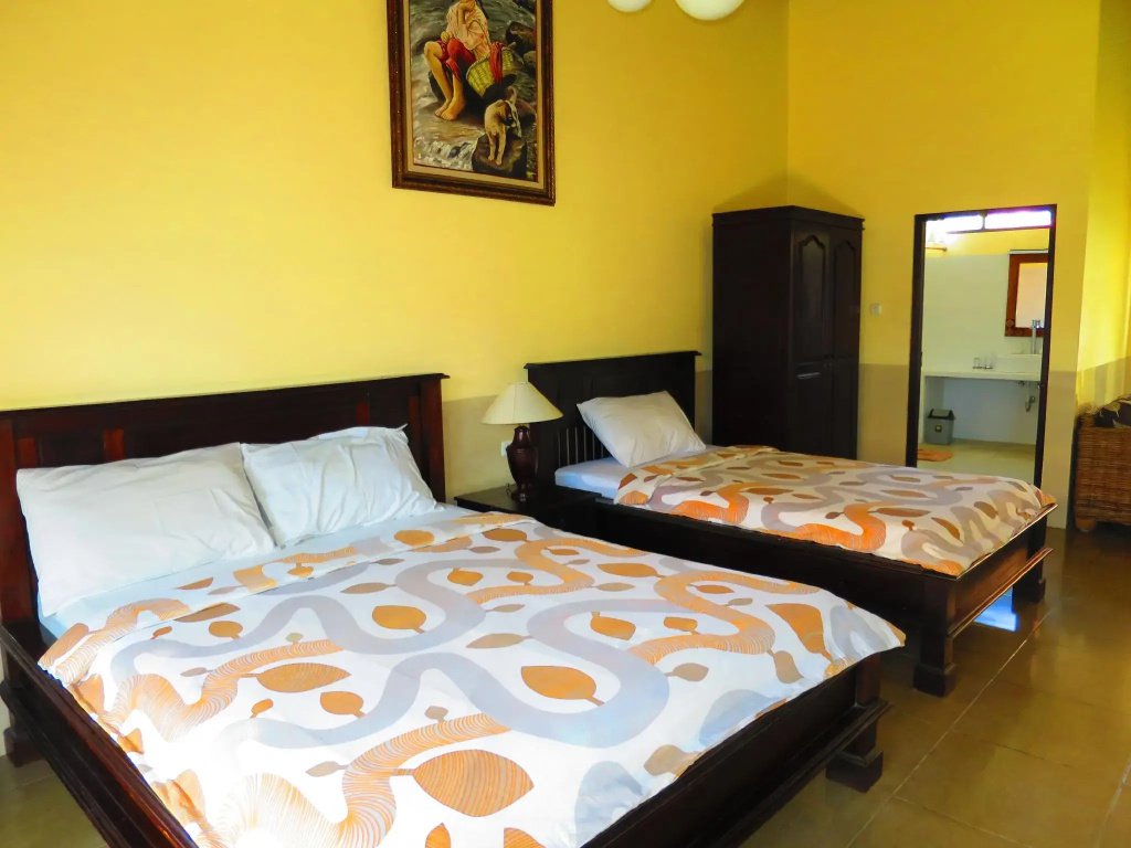 Standard Quadruple room (full double bed)