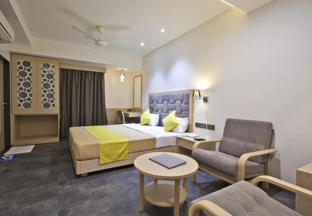 Bedroom