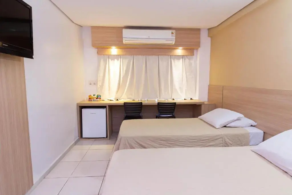 Deluxe Double room (twin beds)