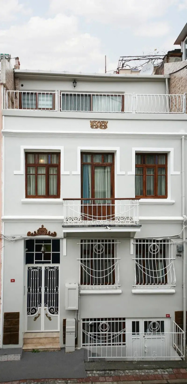 Standard room with balcony