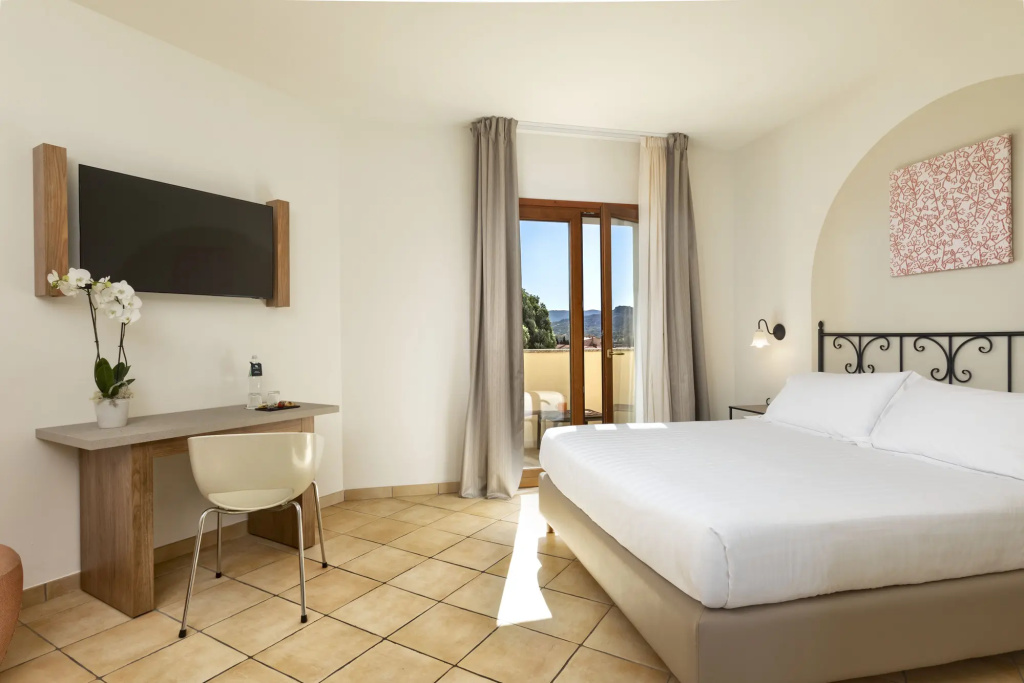 Comfort room with sea view