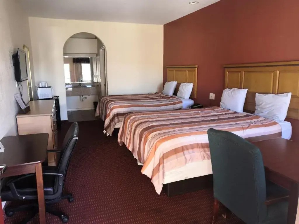 Standard Double room (full double bed)
