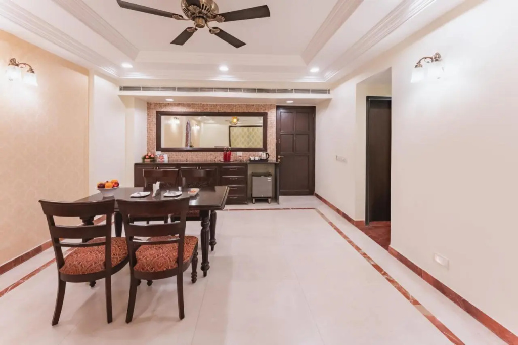 Shree Vallabh Vilas Lords Plaza Nathdwara - Pure Veg - Général