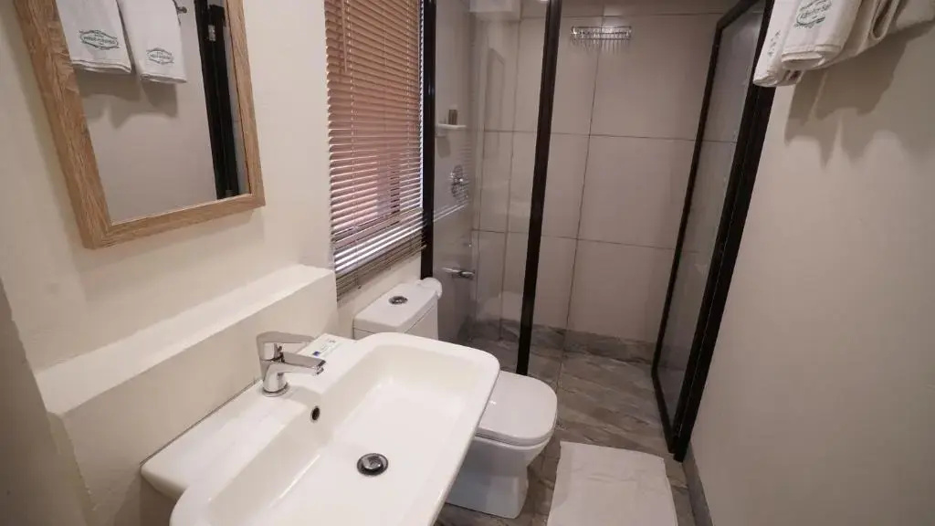 Prestige room with pool view