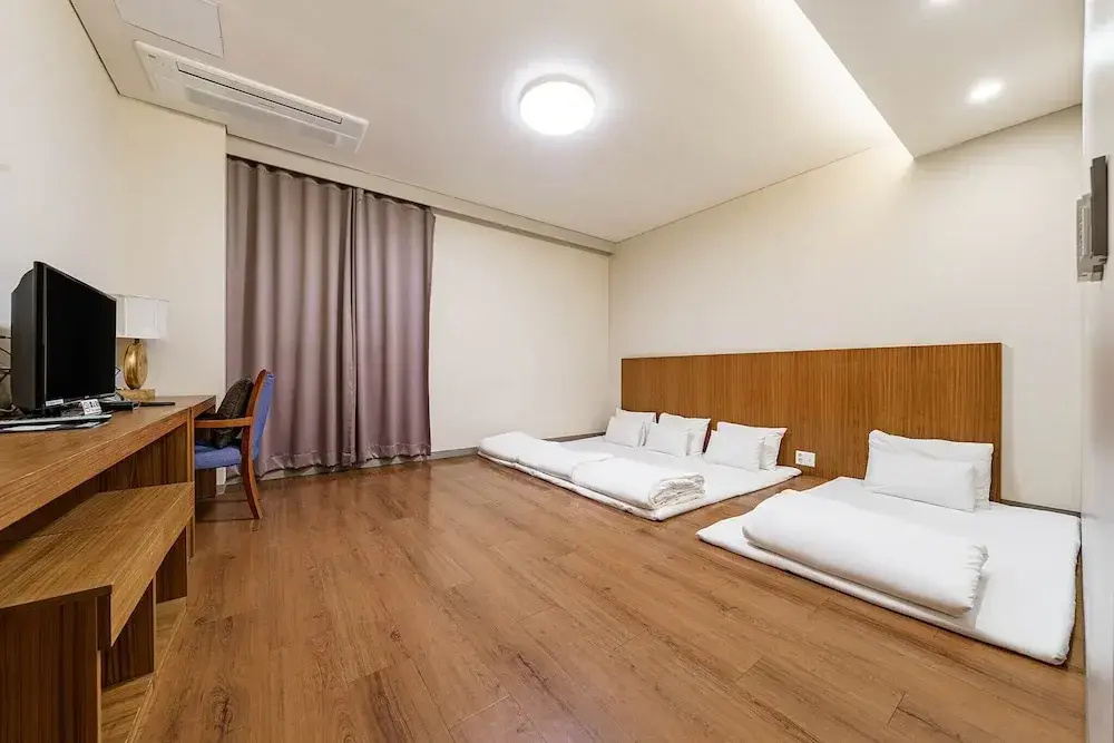Korea Tourist Hotel - Chambres