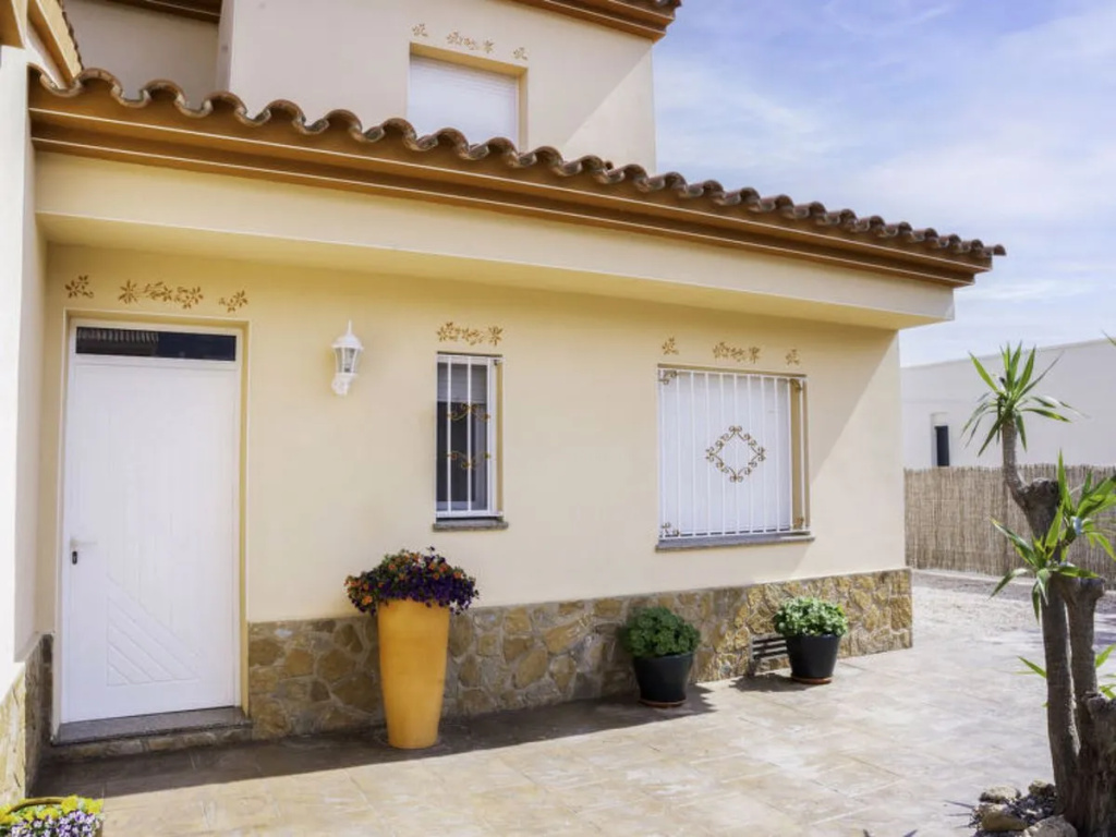 House Mestral Alcanar