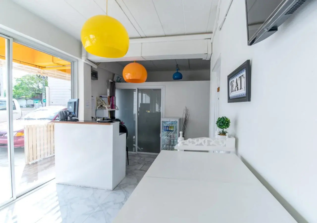 Lobby & Reception