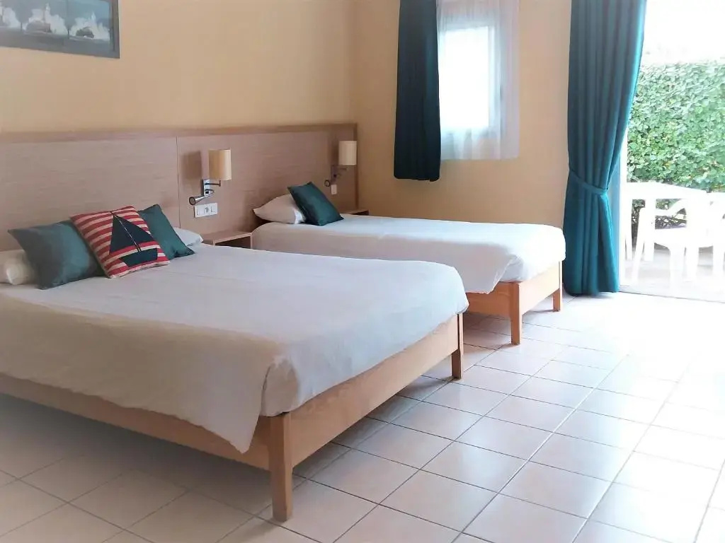 Standard Quadruple room