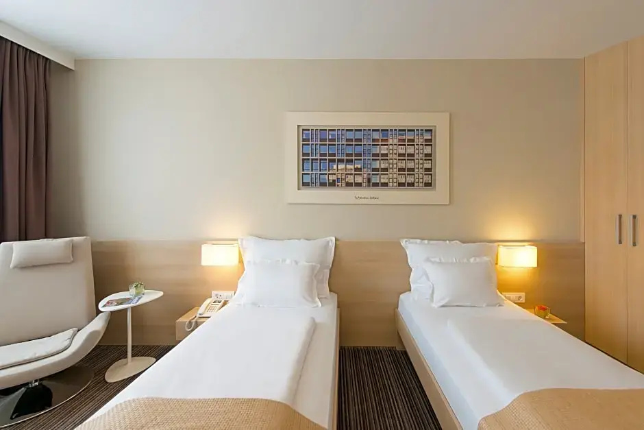 Ahotel Hotel Ljubljana - Chambres