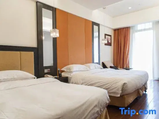 Deluxe room with balcony and with garden view