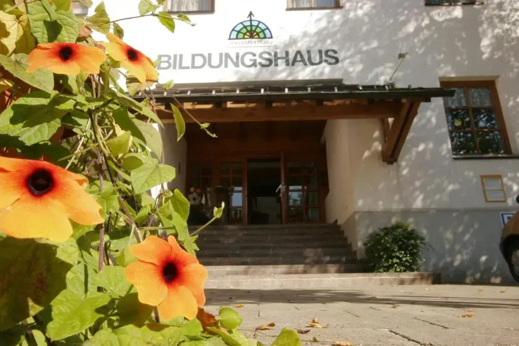 Seminar-Und Gaestehaus im Kloster Bezau