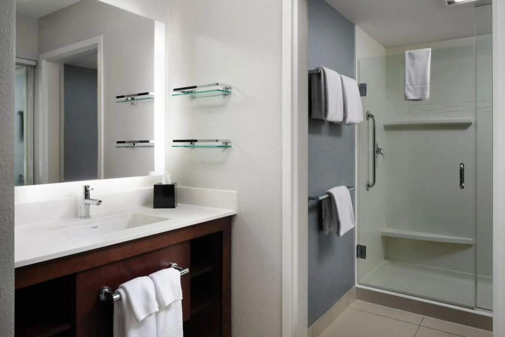 Residence Inn by Marriott Grand Rapids Airport - фото 23