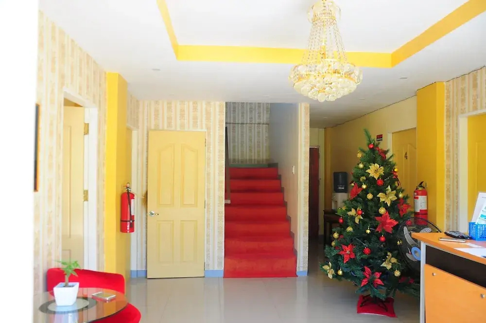 Lobby & Reception