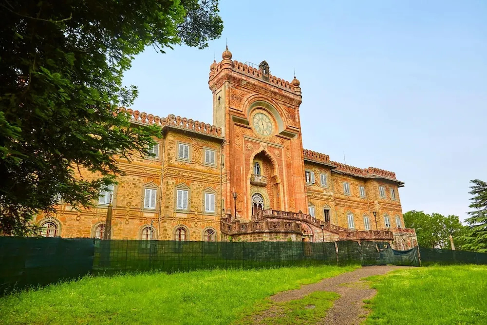 Palagio 18 in Chianti With Shared Pool