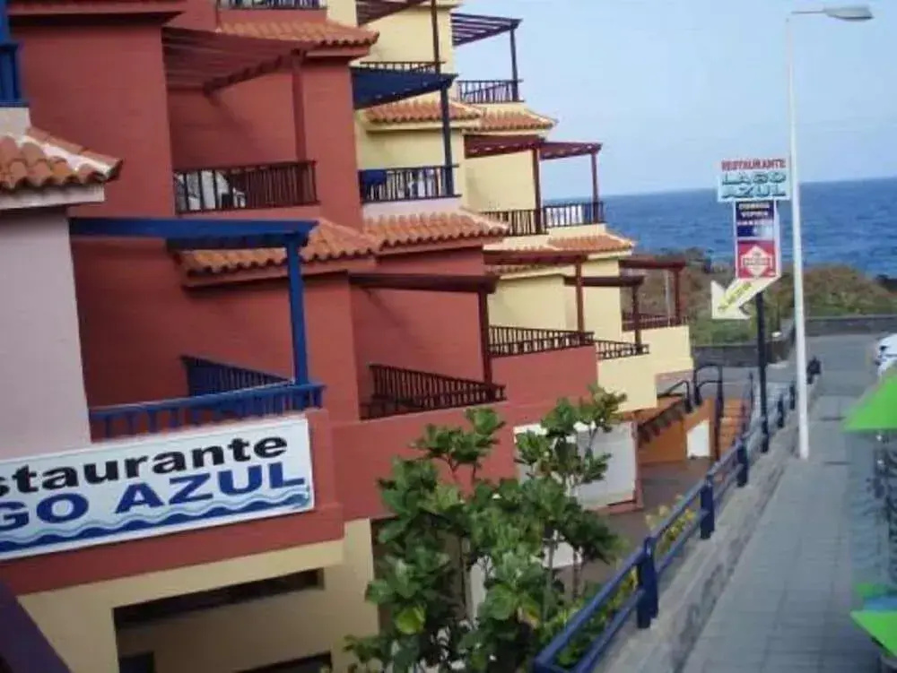 Apartamentos Lago Azul