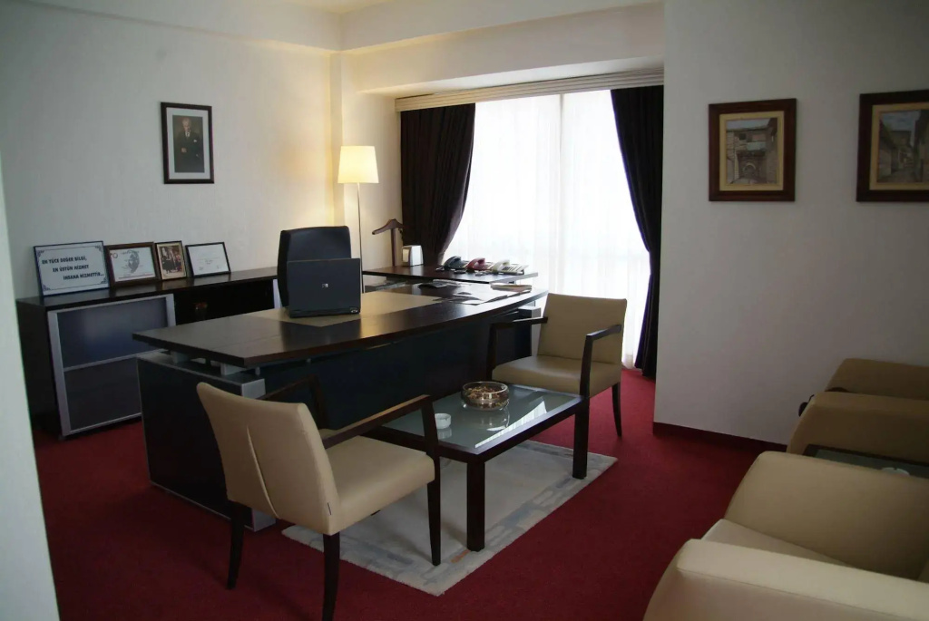 Hotel photo 12