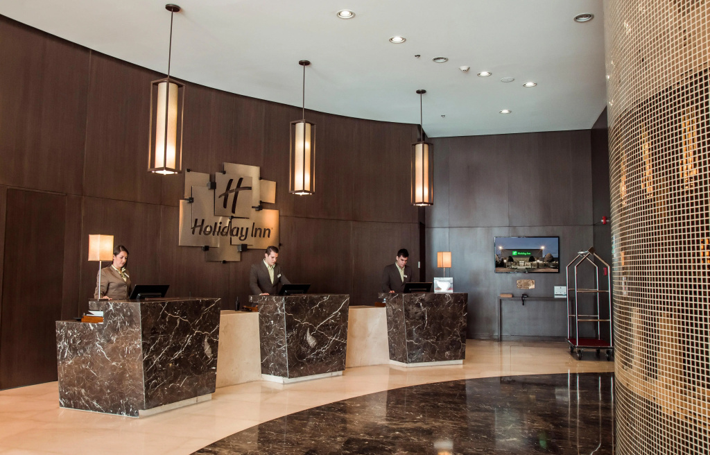 Lobby & Reception