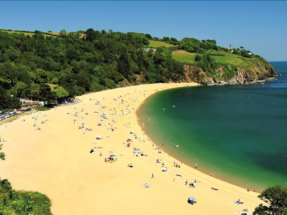 Beach & Waterfront