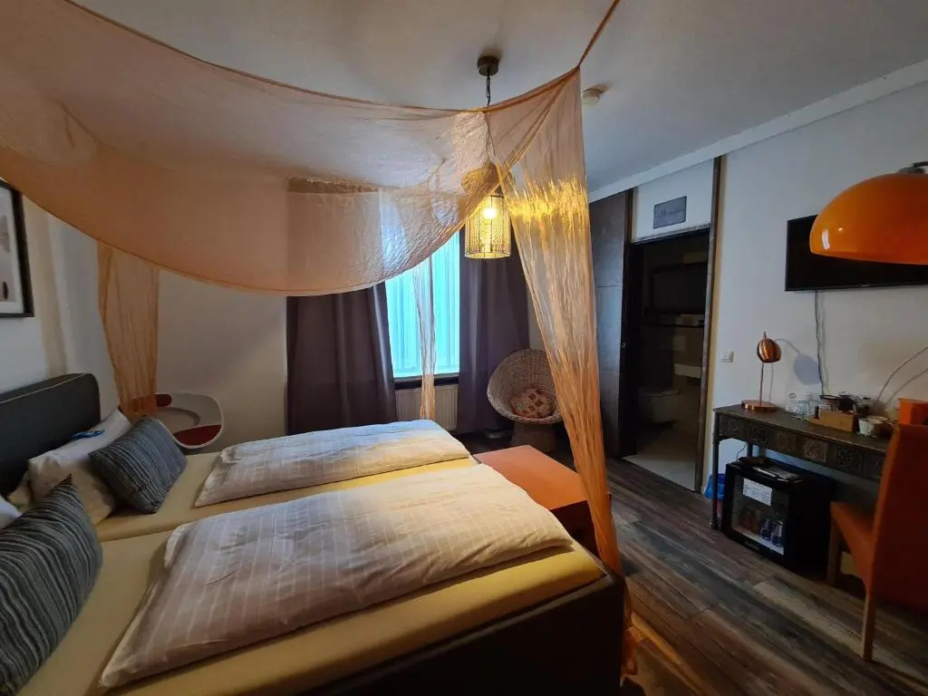 Standard Double room (full double bed)
