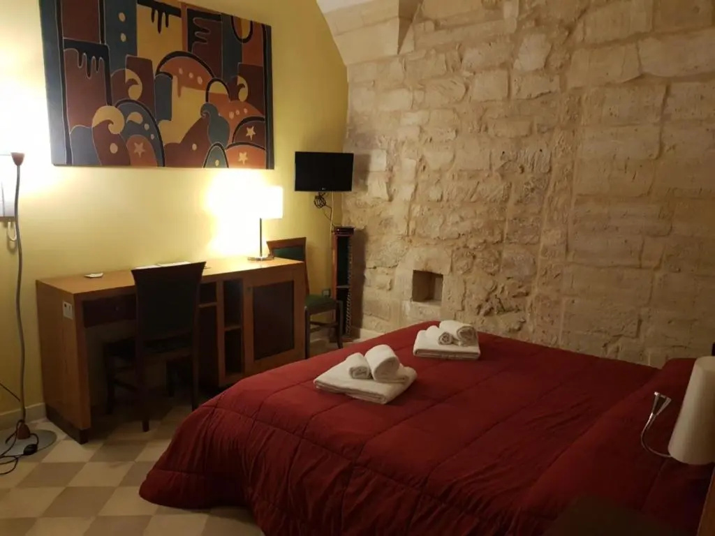Superior Double room (full double bed)