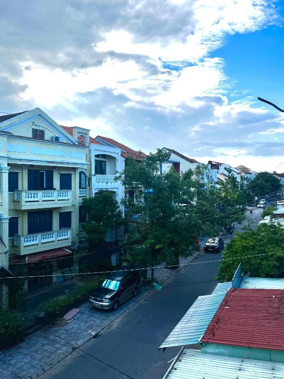 HY Local Budget Hotel by Hoianese - 5 mins walk to Hoi An Ancient Town