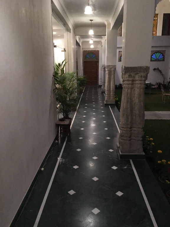 Image 32