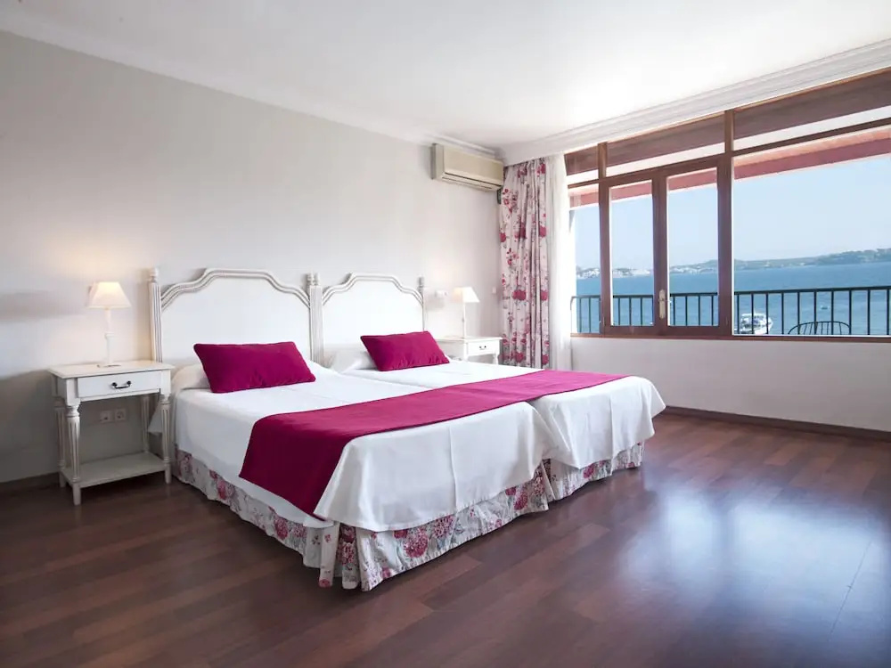 Hotel Cala Fornells - Chambres