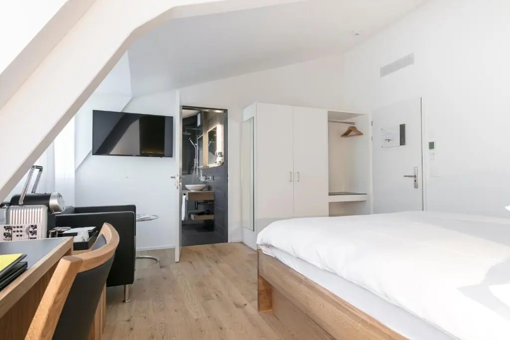 ABC Swiss Quality Hotel - Tap to explore photos